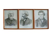 Портреты выдающихся физиков (деревянная рамка, под стеклом) - fgospostavki.ru - Махачкала