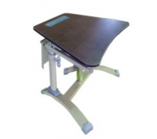 Стол ученический регулируемый трапецевидный с перфорированным экраном на плоскоовальной трубе. (1 элемент) - fgospostavki.ru - Махачкала